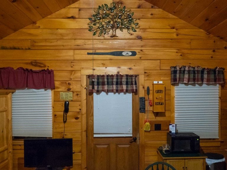 Review of the Finger Lakes Mill Creek Cabins in Lodi, New York
